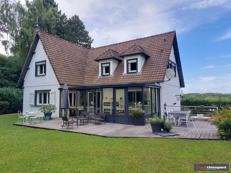 Maison - 177 m² - 9 pièces