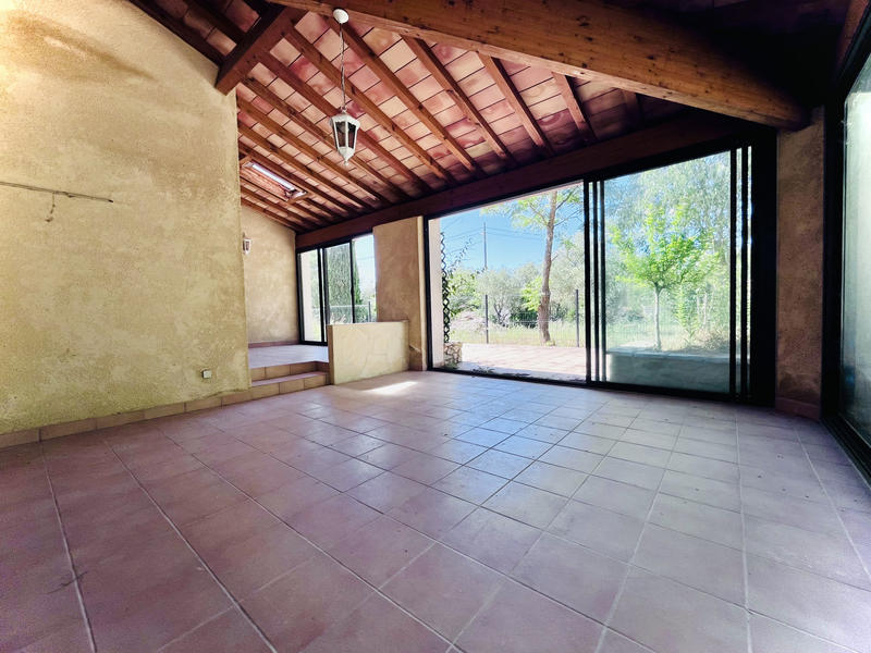 Villa - 200 m² - 8 pièces