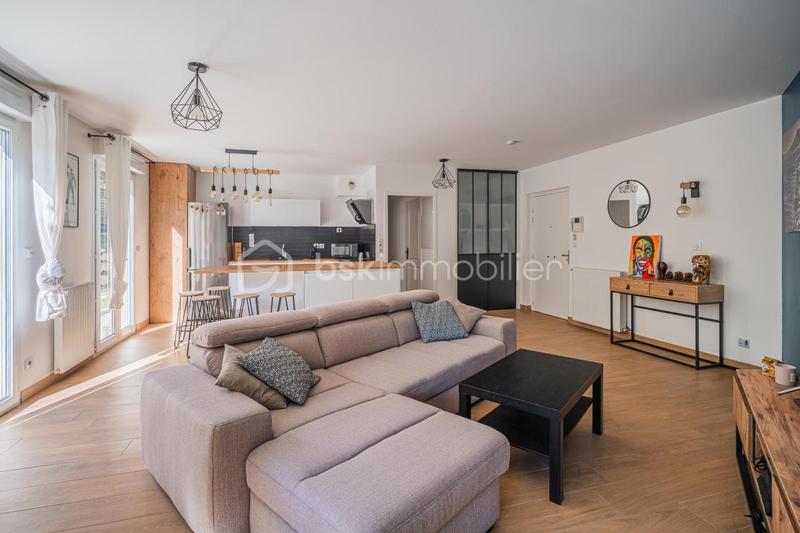 Appartement - 79 m² - 3 pièces