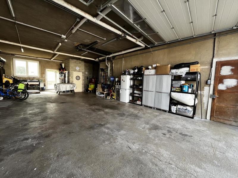 Immeuble - 126 m² - 7 pièces