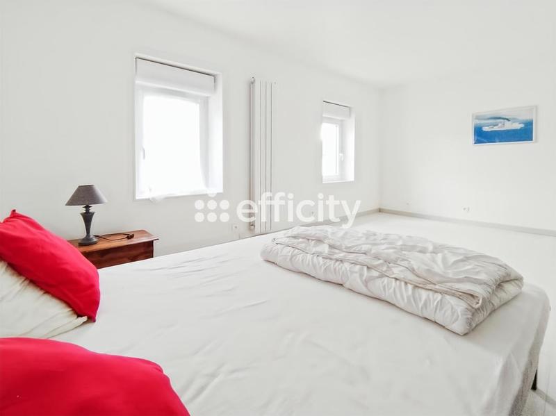 Maison - 160 m² - 5 pièces