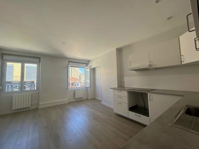 Appartement - 74 m² - 4 pièces