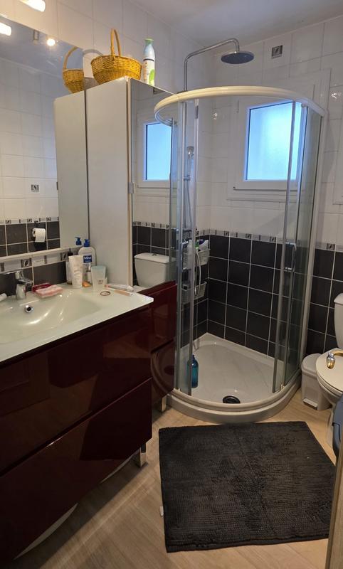 Maison traditionnelle - 120 m² - 8 pièces