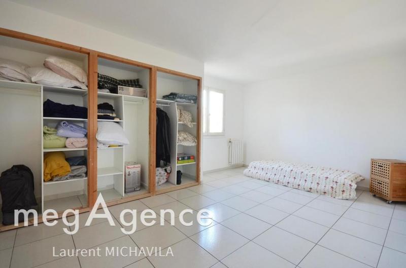 Maison - 189 m² - 8 pièces