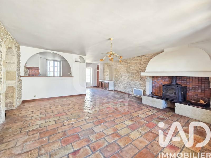 Maison de village - 320 m² - 9 pièces