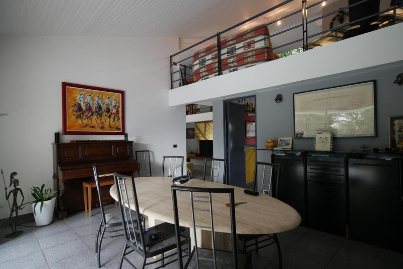 Maison - 171 m² - 5 pièces