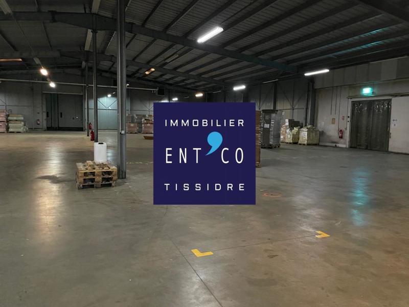Entrepôt - 1 345 m²