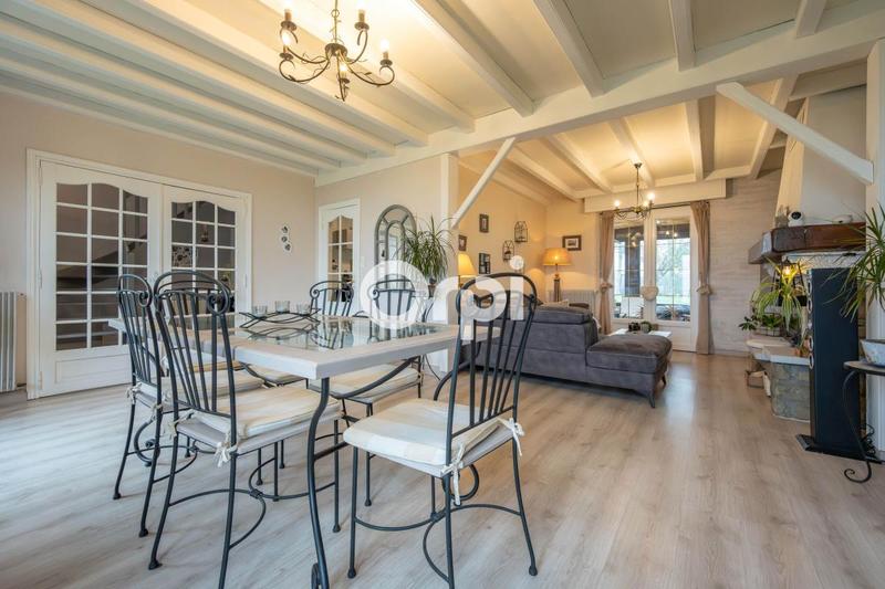 Maison - 110 m² - 5 pièces