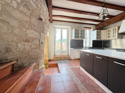 Maison - 300 m² - 11 pièces