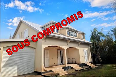 Maison - 148 m² - 6 pièces