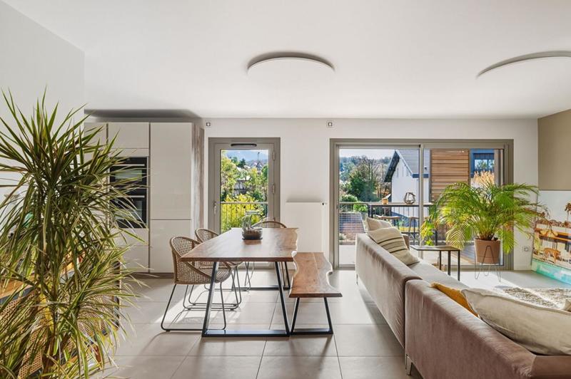 Appartement - 90 m² - 3 pièces