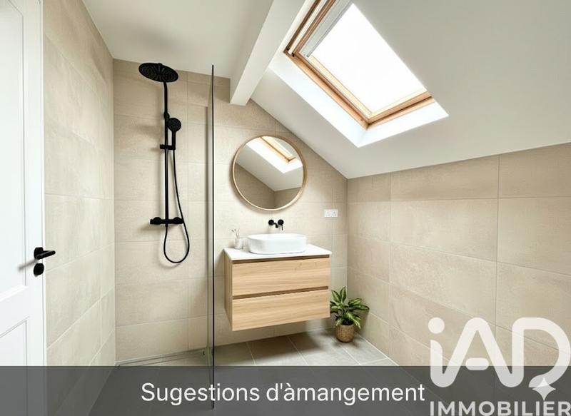 Maison - 110 m² - 7 pièces