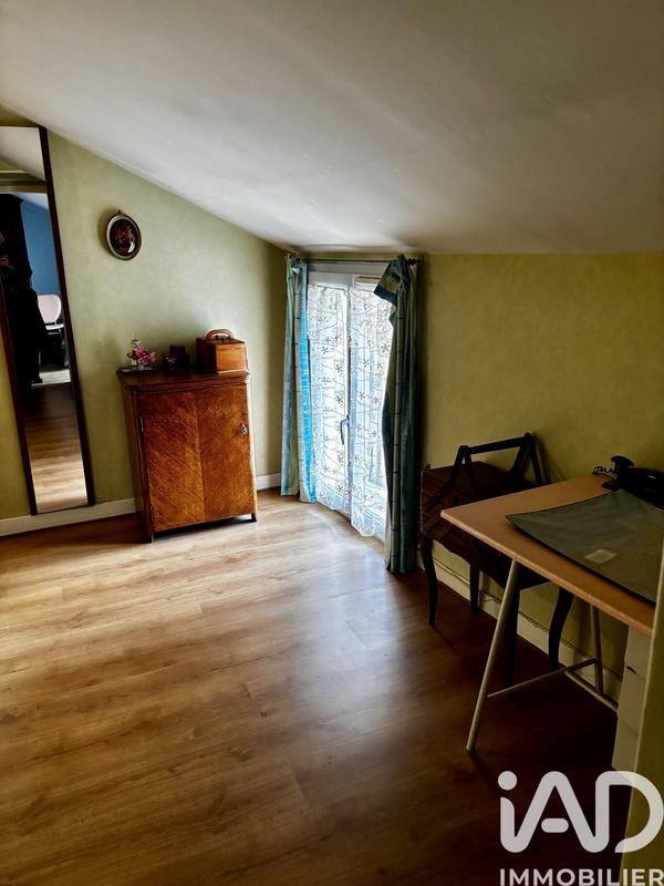 Maison - 93 m² - 5 pièces