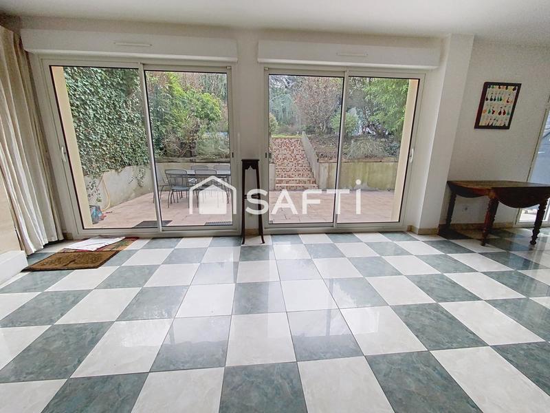 Maison - 135 m² - 6 pièces