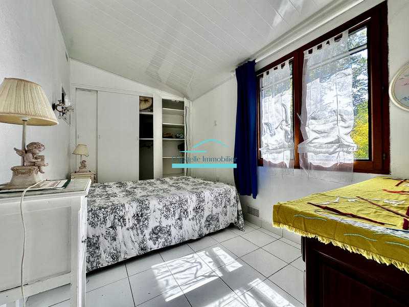 Propriété - 231 m² - 7 pièces