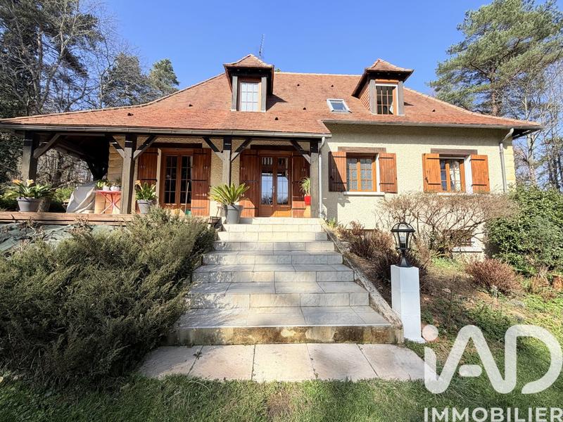 Maison - 160 m² - 7 pièces