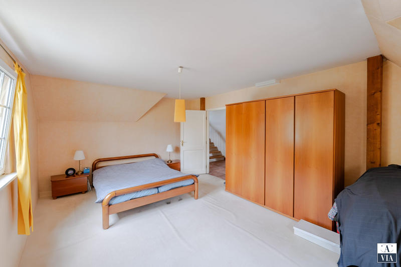 Maison - 193 m² - 6 pièces