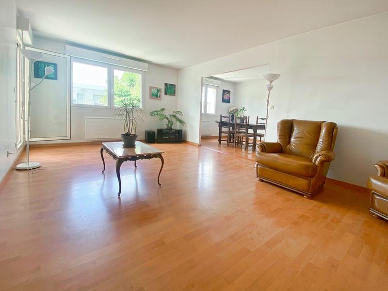 Appartement - 81 m² - 4 pièces