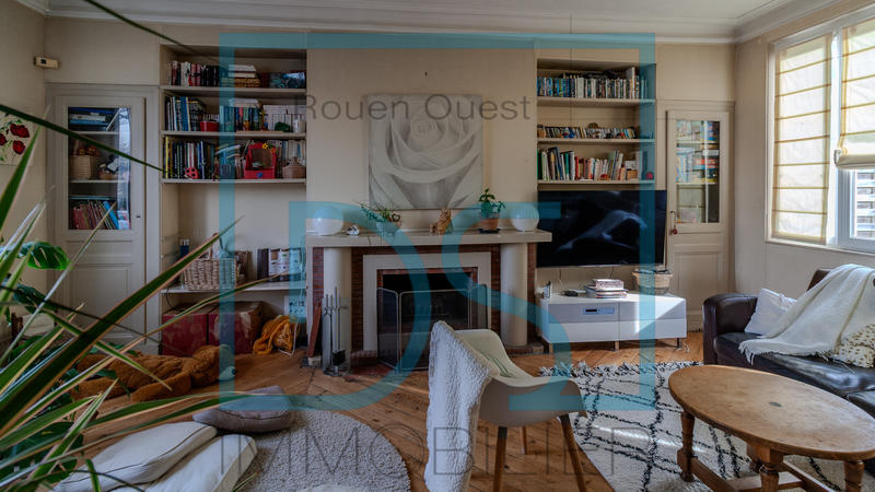 Maison - 180 m² - 9 pièces