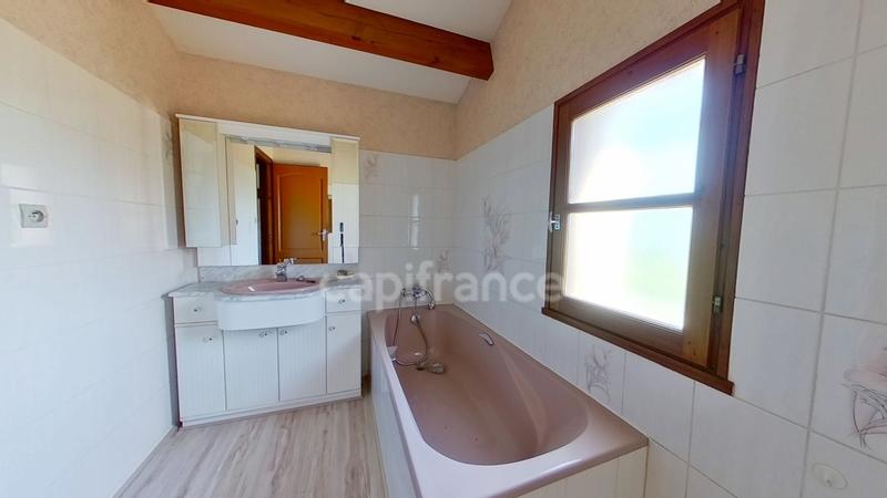 Maison - 163 m² - 7 pièces