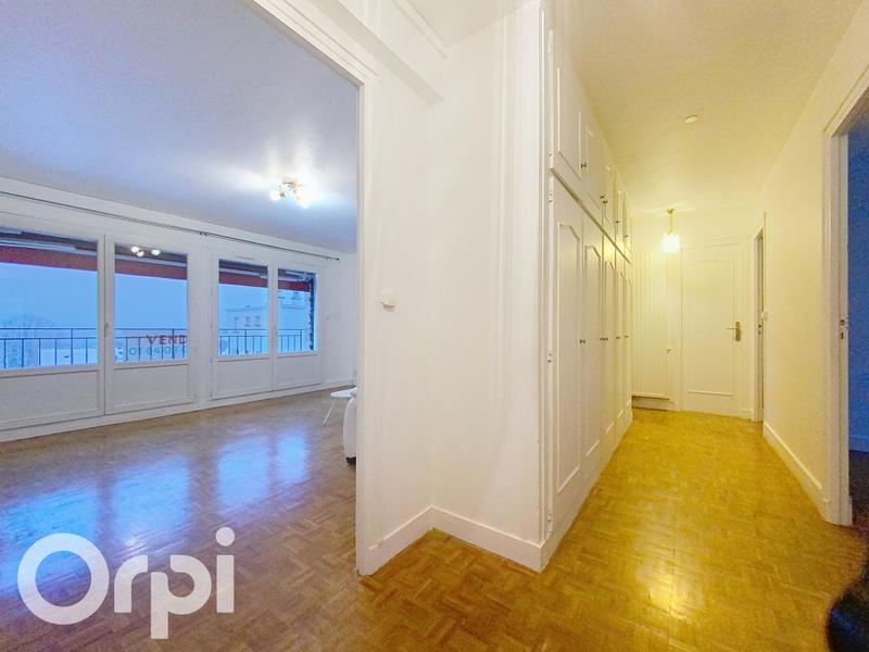 Appartement - 79 m² - 4 pièces