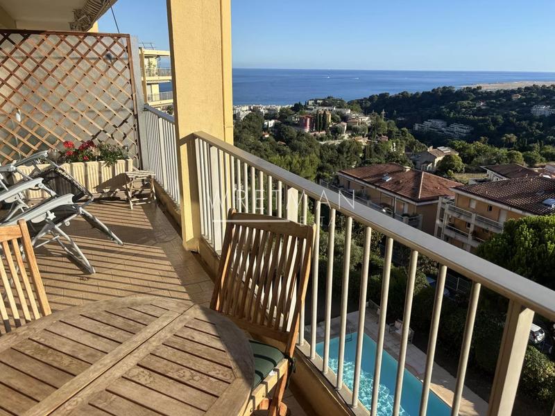 Appartement - 91 m² - 4 pièces