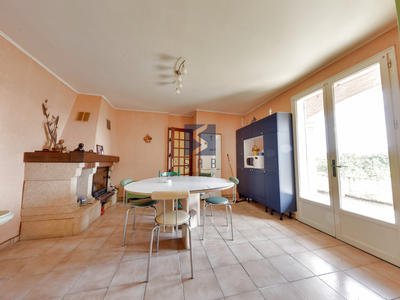 Maison - 160 m² - 7 pièces