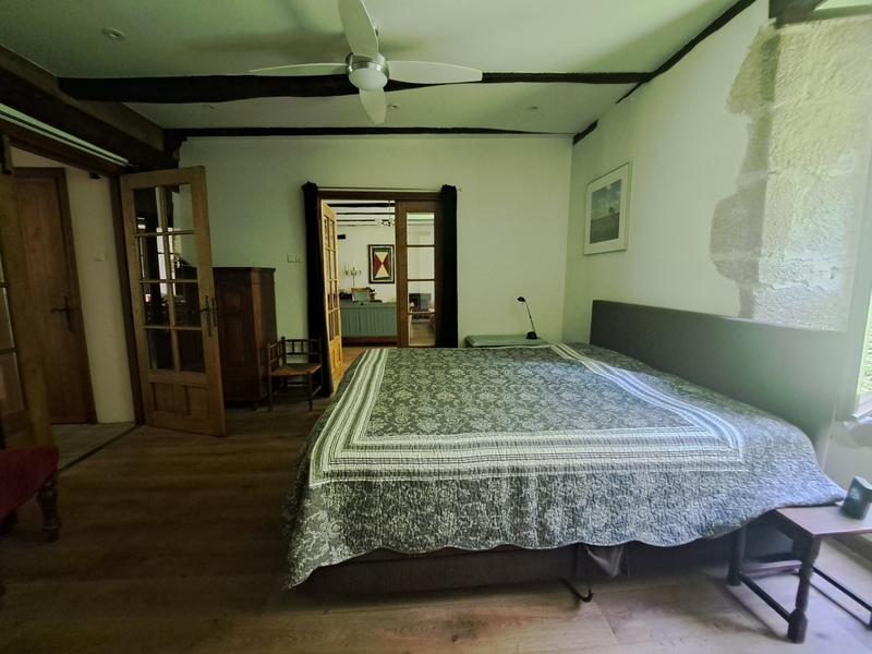 Moulin - 230 m² - 6 pièces