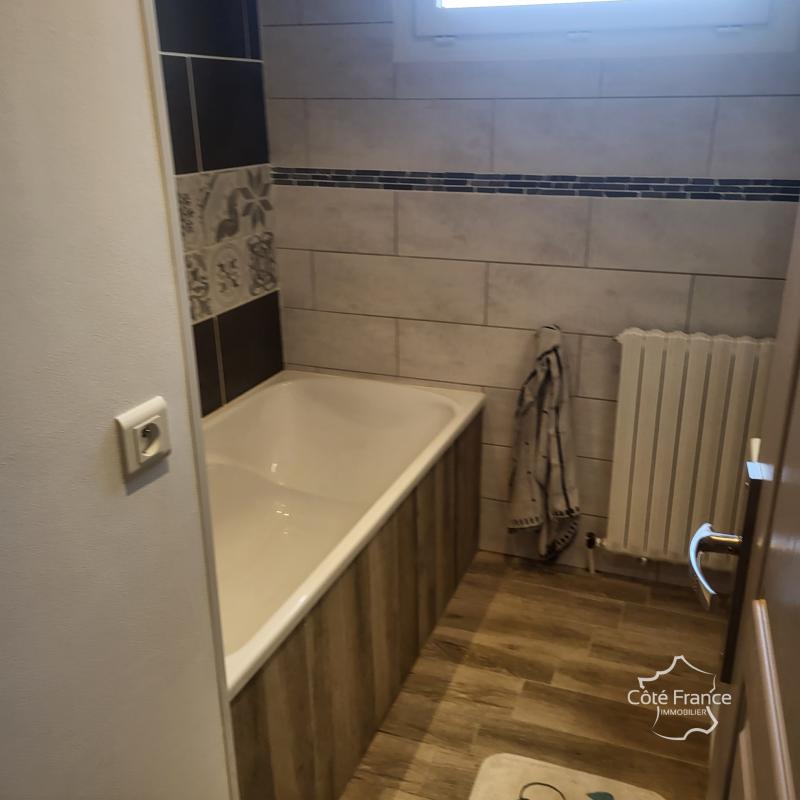 Pavillon - 195 m² - 7 pièces