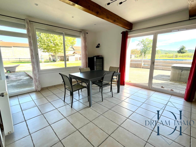 Maison - 168 m² - 4 pièces