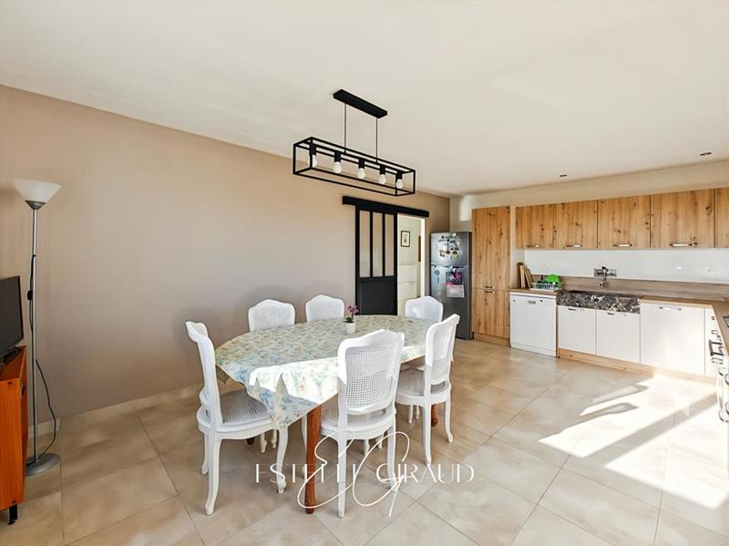 Villa - 115 m² - 5 pièces