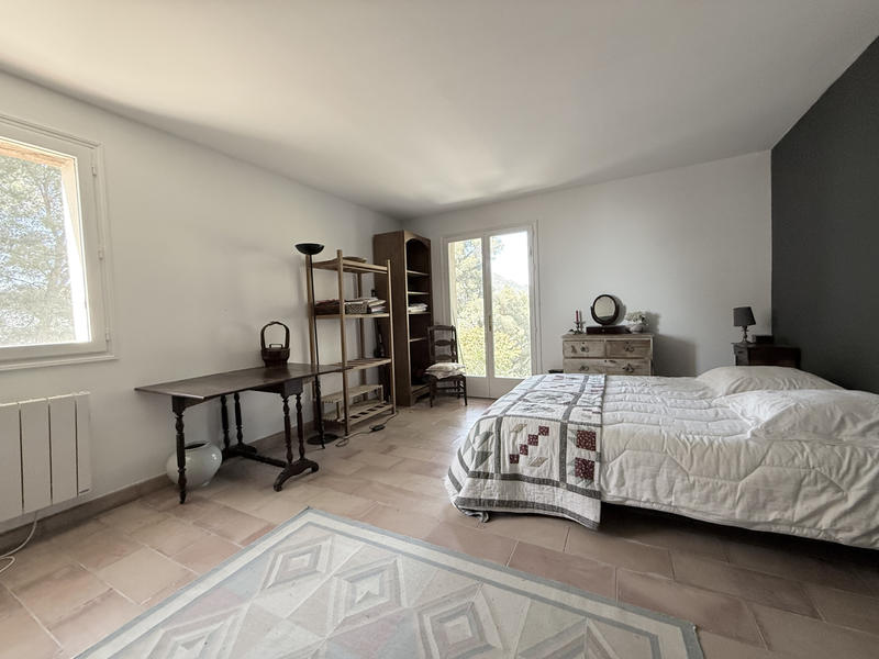 Maison - 180 m² - 6 pièces