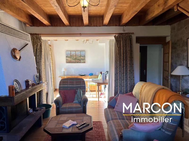 Maison - 122 m² - 5 pièces