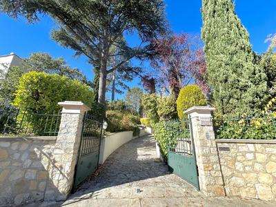 Villa - 194 m² - 6 pièces