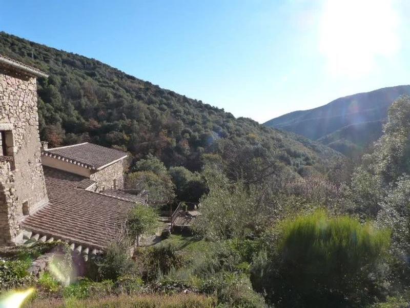 Mas - 237 m² - 8 pièces