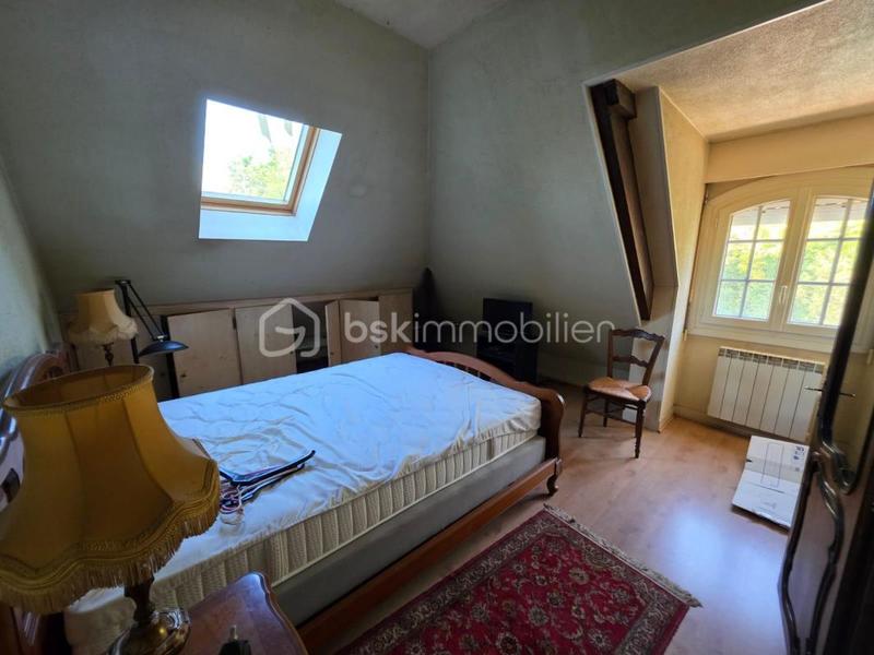 Maison - 185 m² - 7 pièces