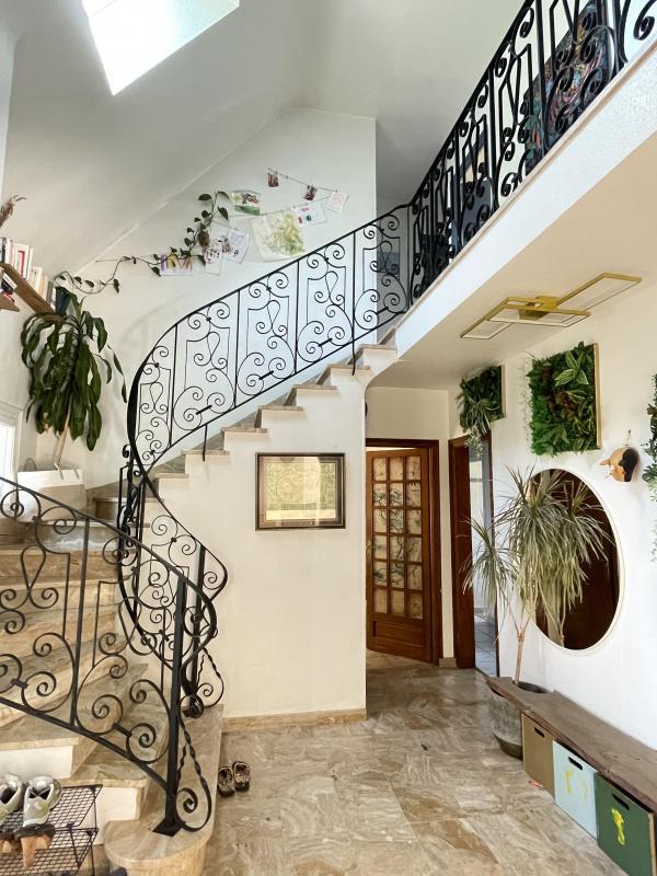 Maison - 190 m² - 8 pièces