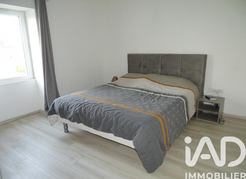 Maison - 200 m² - 7 pièces