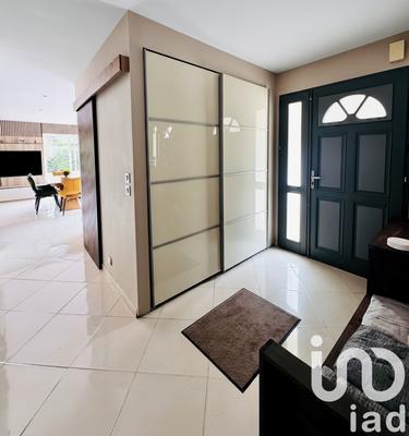 Maison - 162 m² - 6 pièces