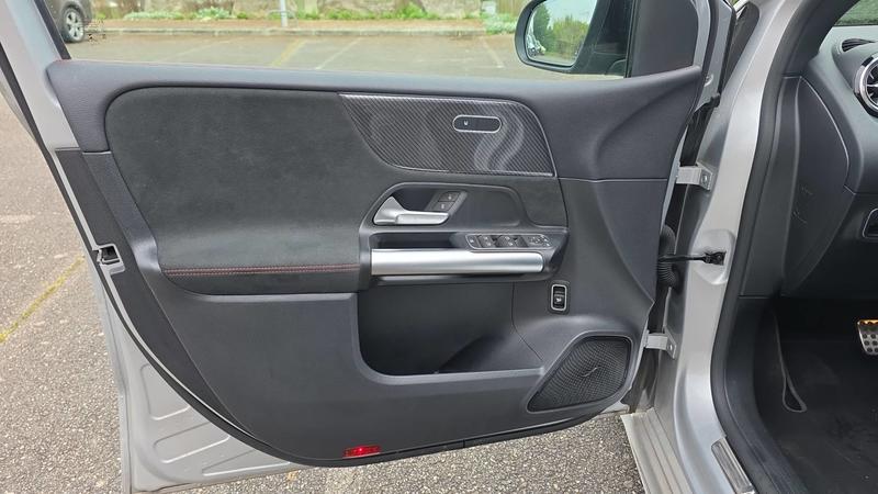 Mercedes Classe B 200 d 150 8g-Dct Amg Line - Automatique