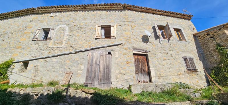 Maison - 230 m² - 6 pièces