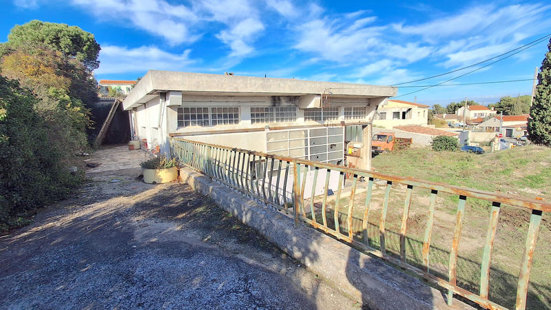 Parking / Garage - 400 m²