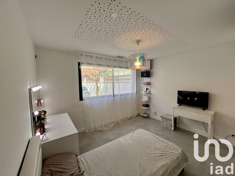 Maison - 200 m² - 7 pièces