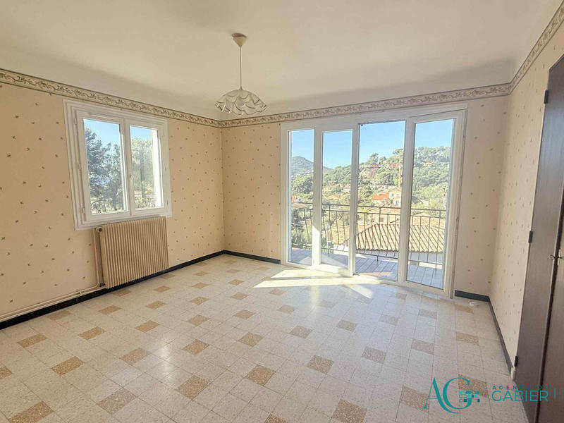 Maison - 164 m² - 7 pièces