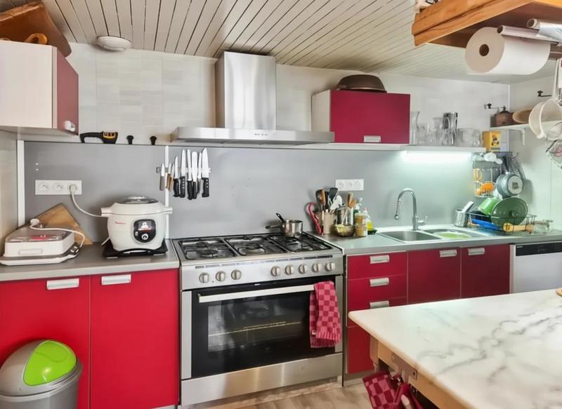 Maison - 280 m² - 7 pièces