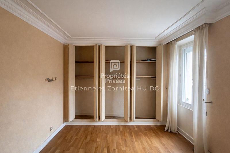 Appartement - 93 m² - 4 pièces