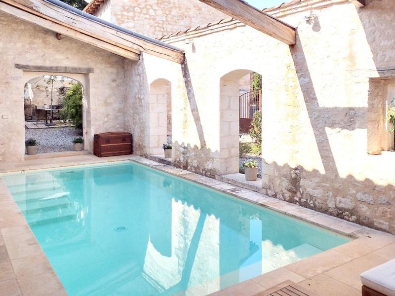 Maison - 144 m² - 6 pièces
