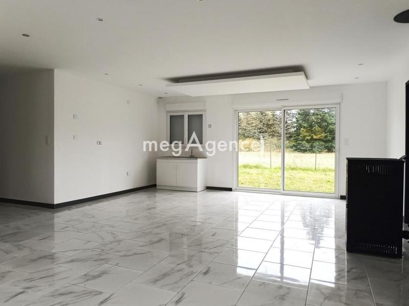 Maison - 92 m² - 4 pièces