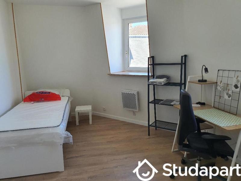 Chambre - 11 m² - 1 pièce