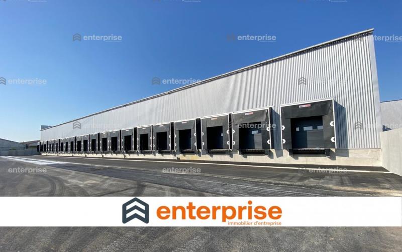Entrepôt - 14 493 m²